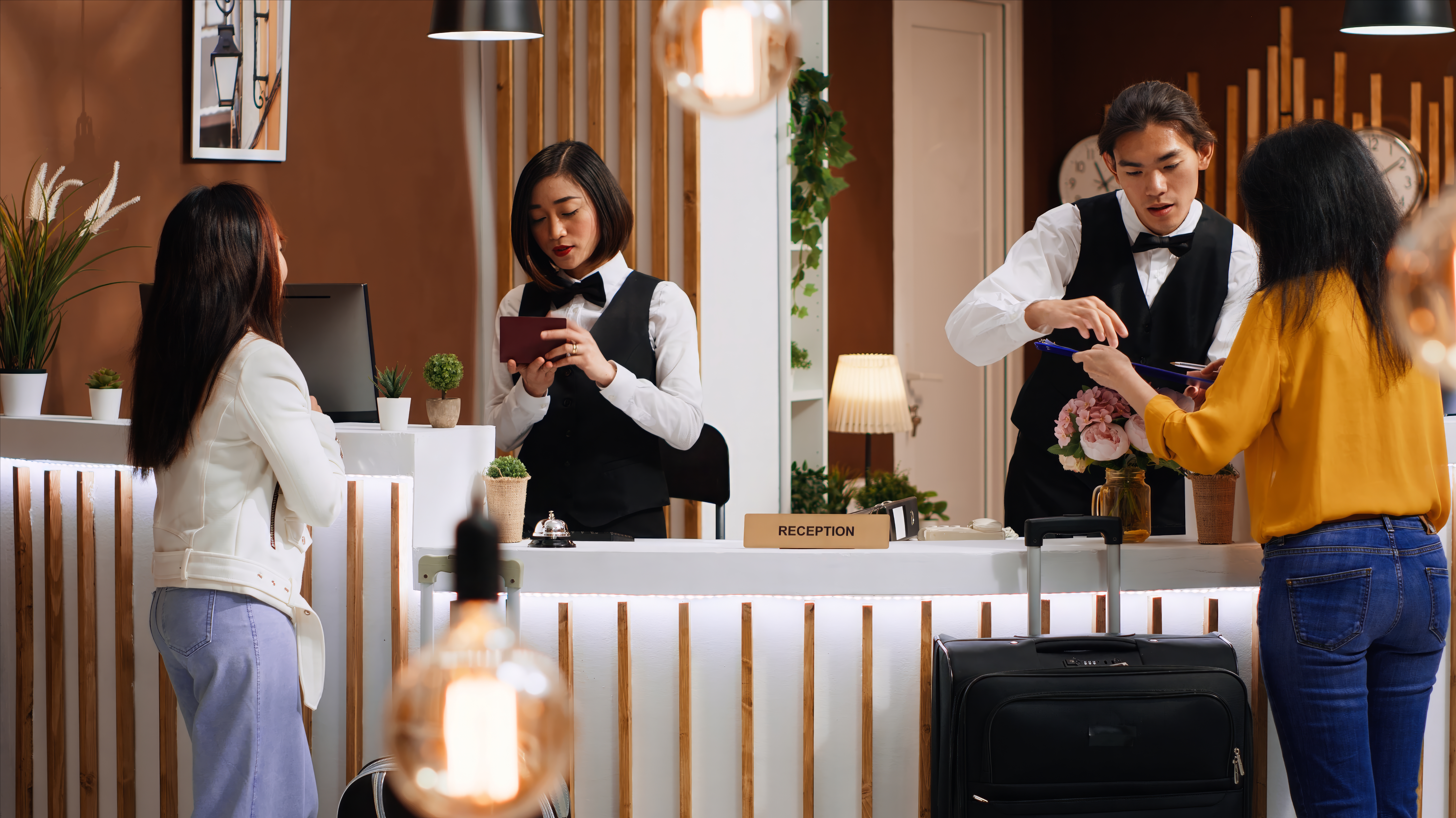 Otel İşletmeciliği Eğitimi Nedir? Turizm ve Otelcilik Alanında Kariyer